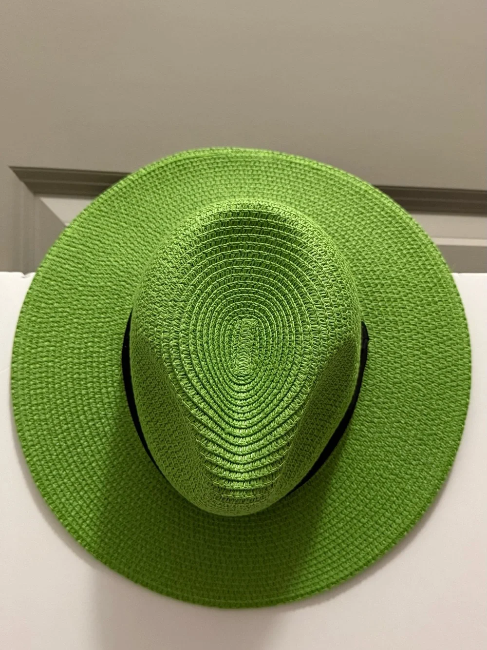 Green Straw Sun Hat - Women’s Wide Brim